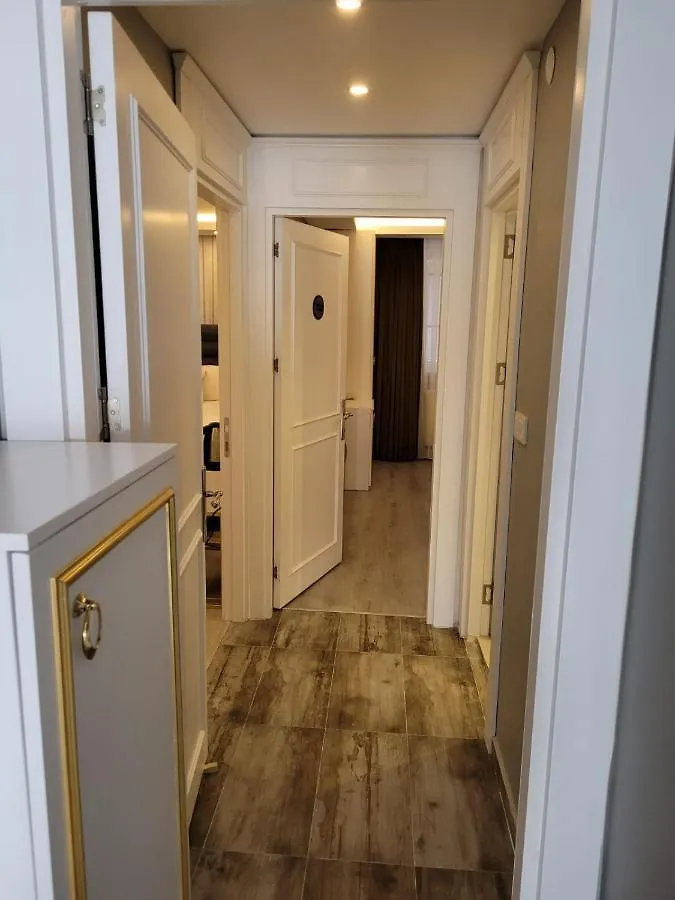 Mr Beyaz Hotel Стамбул Турция