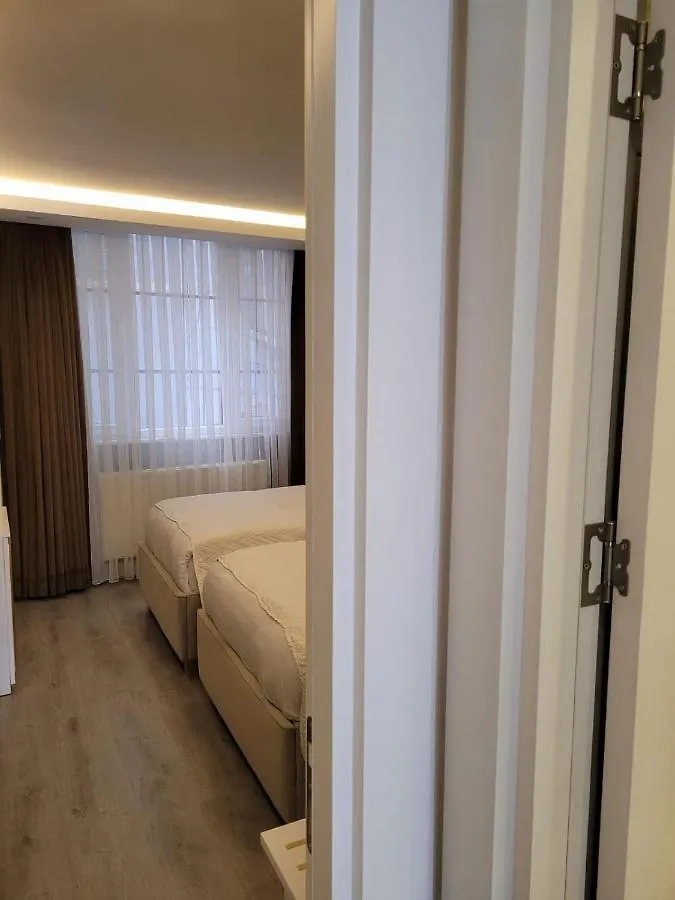 Mr Beyaz Hotel Стамбул