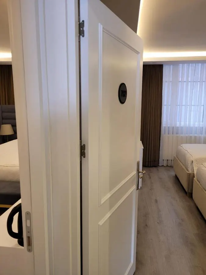 Mr Beyaz Hotel 이스탄불