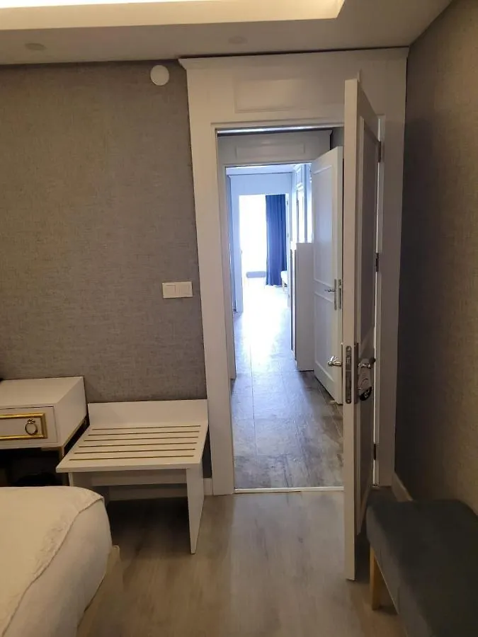 Mr Beyaz Hotel Стамбул