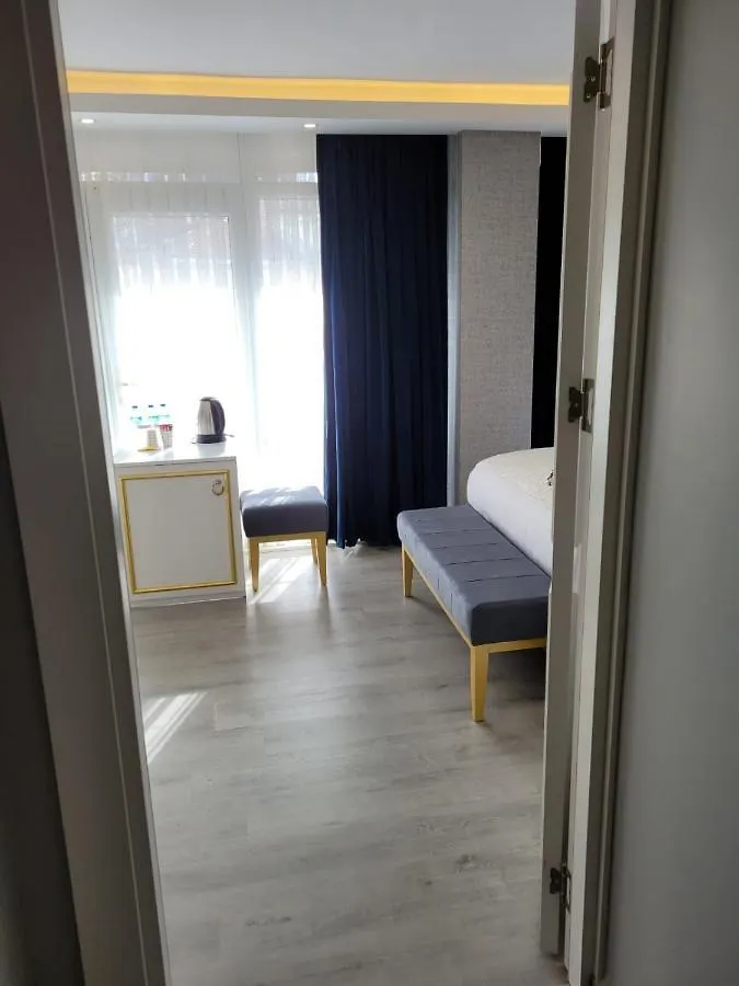 Mr Beyaz Hotel Стамбул