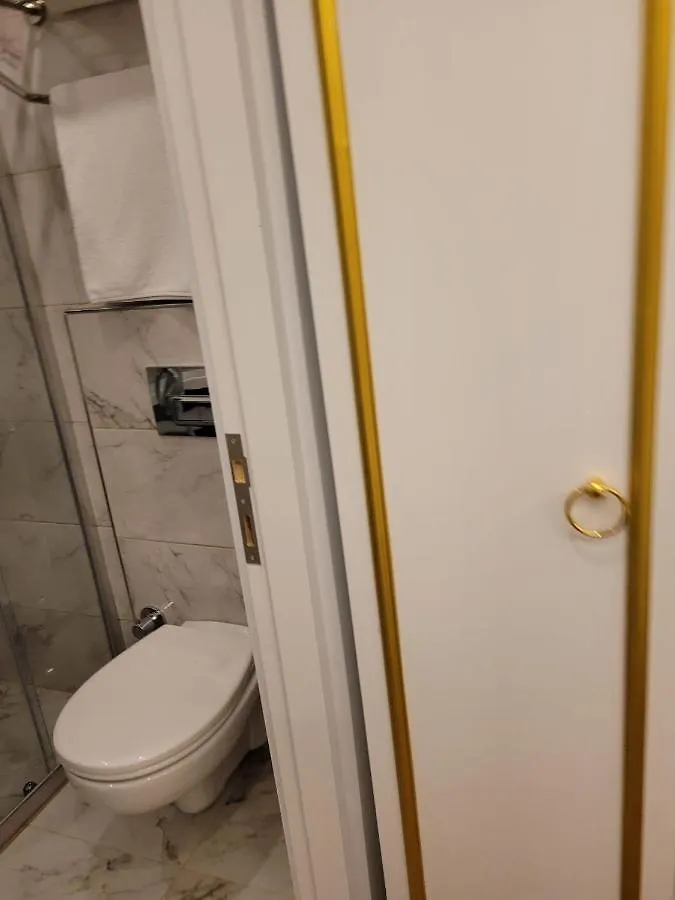 Mr Beyaz Hotel Стамбул