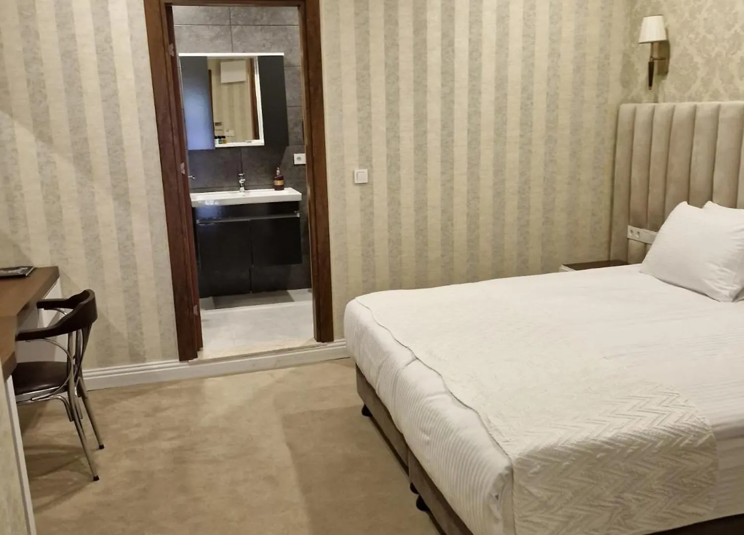 Mr Beyaz Hotel Стамбул