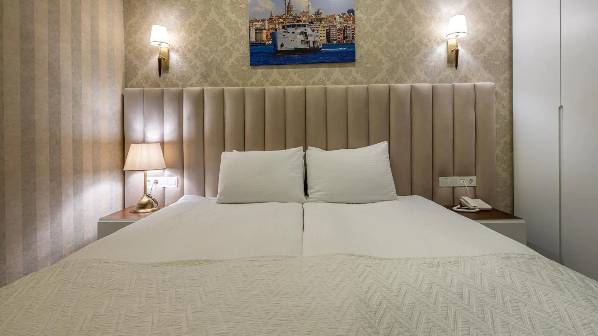 Mr Beyaz Hotel Стамбул