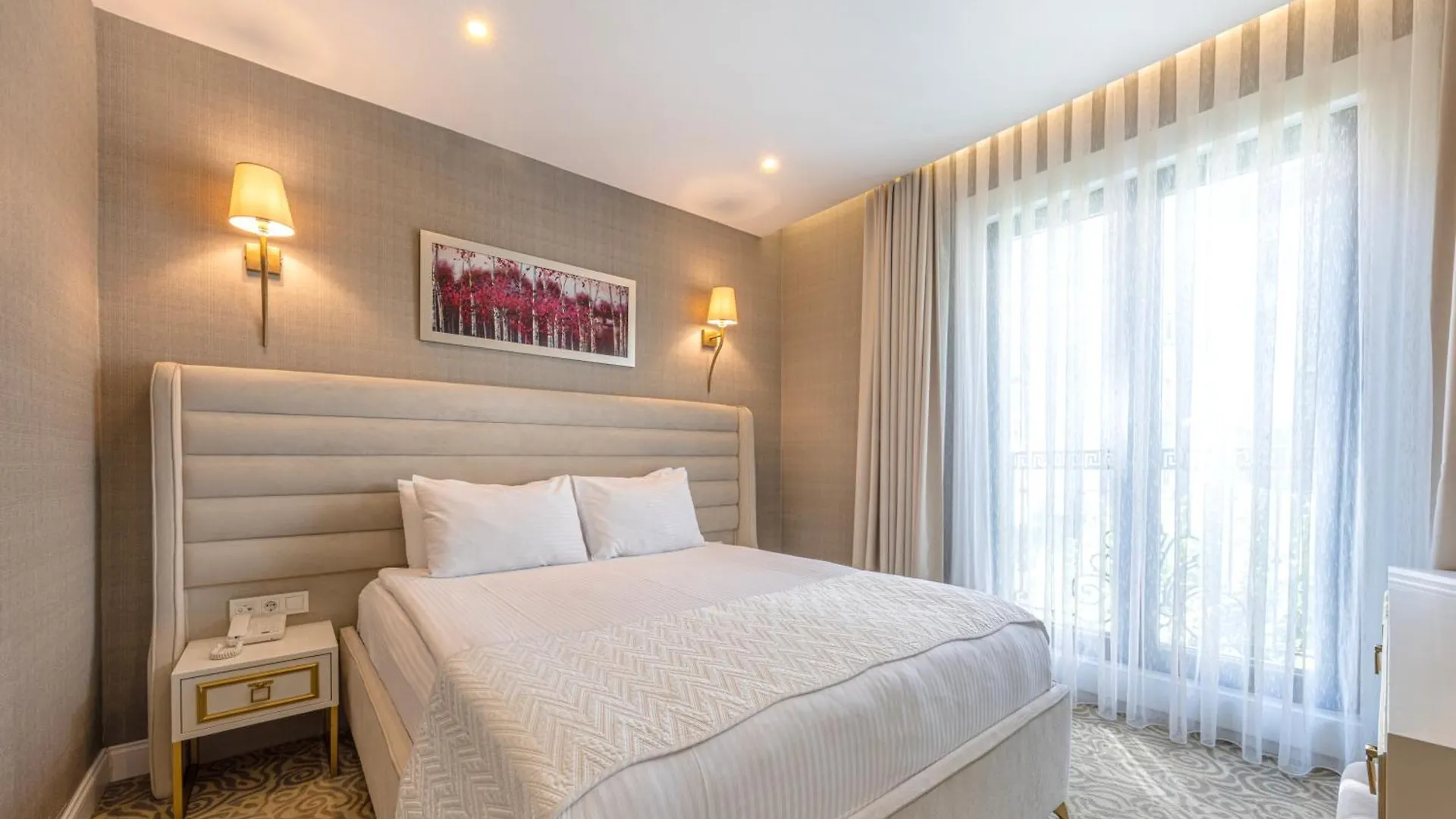 Mr Beyaz Hotel Стамбул