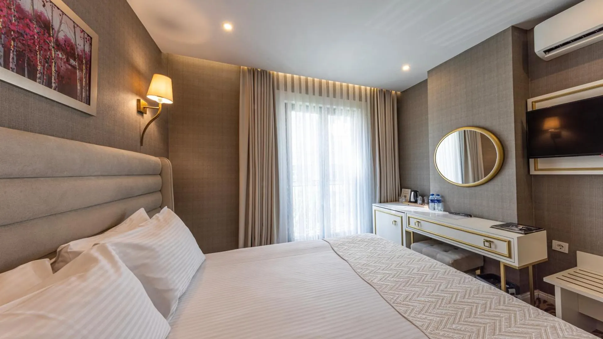 Mr Beyaz Hotel Стамбул Турция