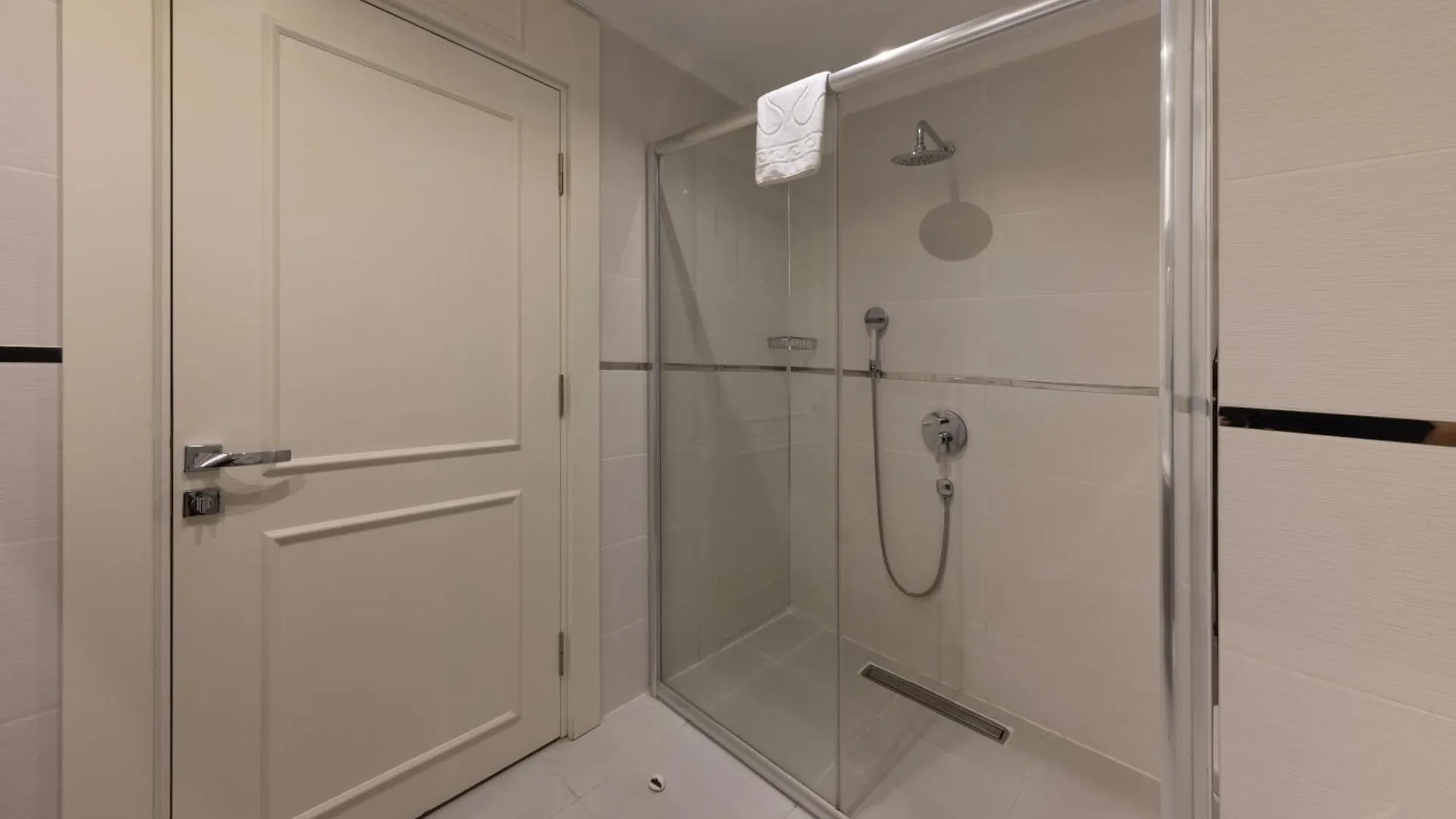 Mr Beyaz Hotel 이스탄불
