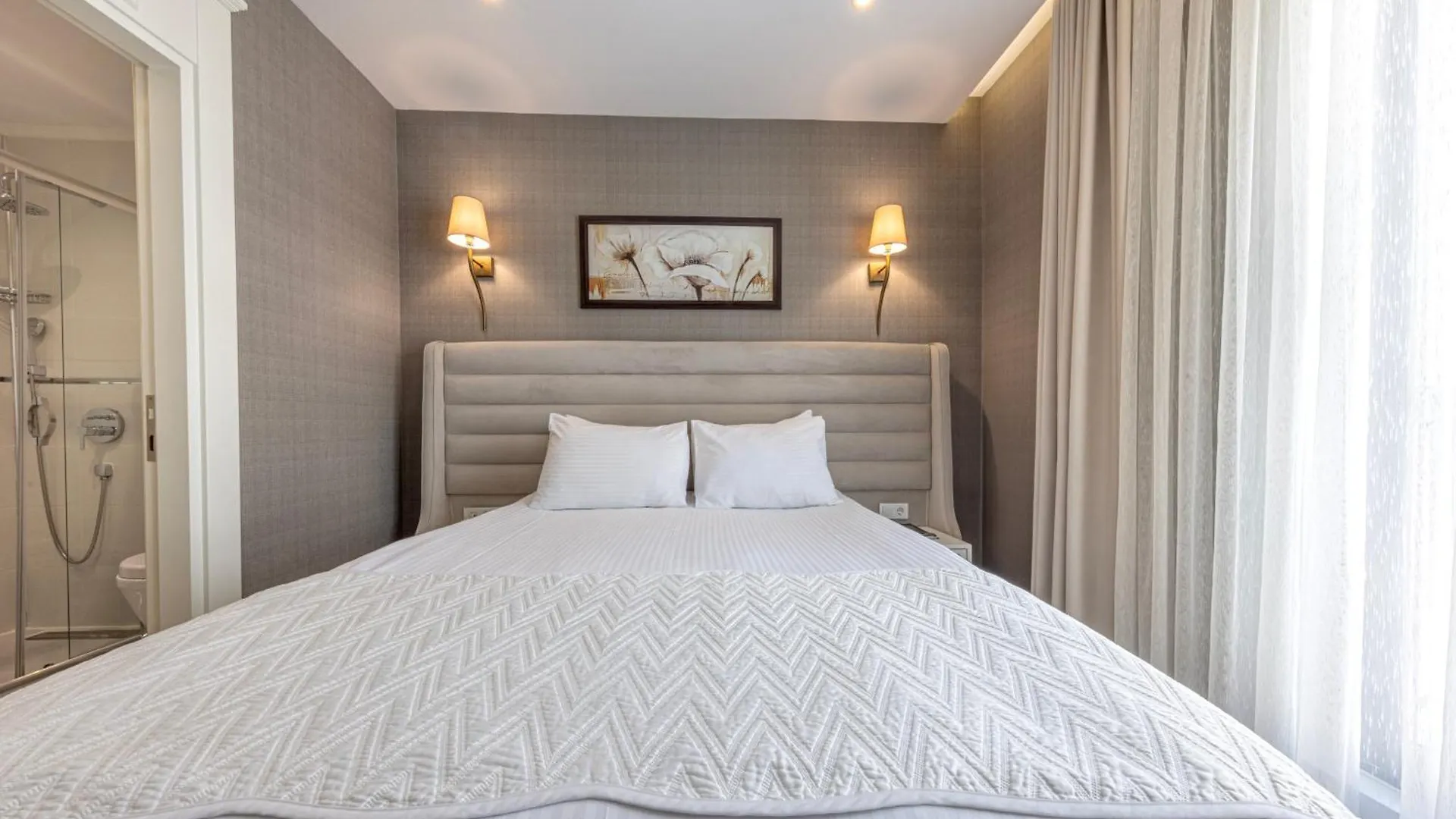 Mr Beyaz Hotel Стамбул
